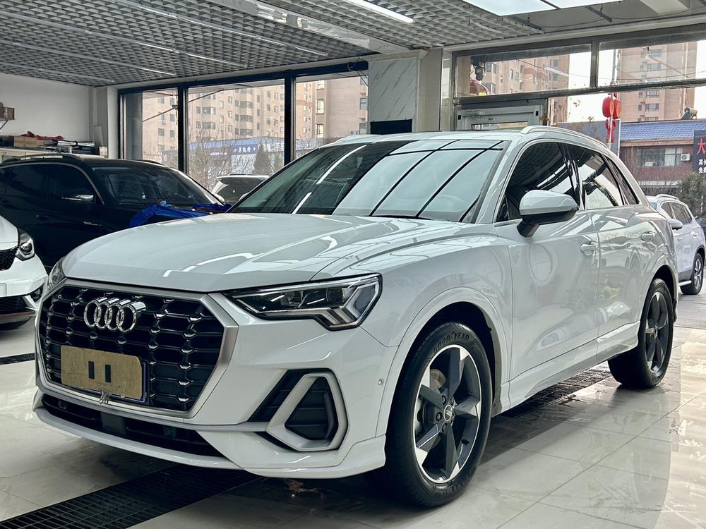Audi Audi Q3