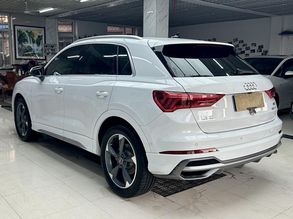 Audi Audi Q3