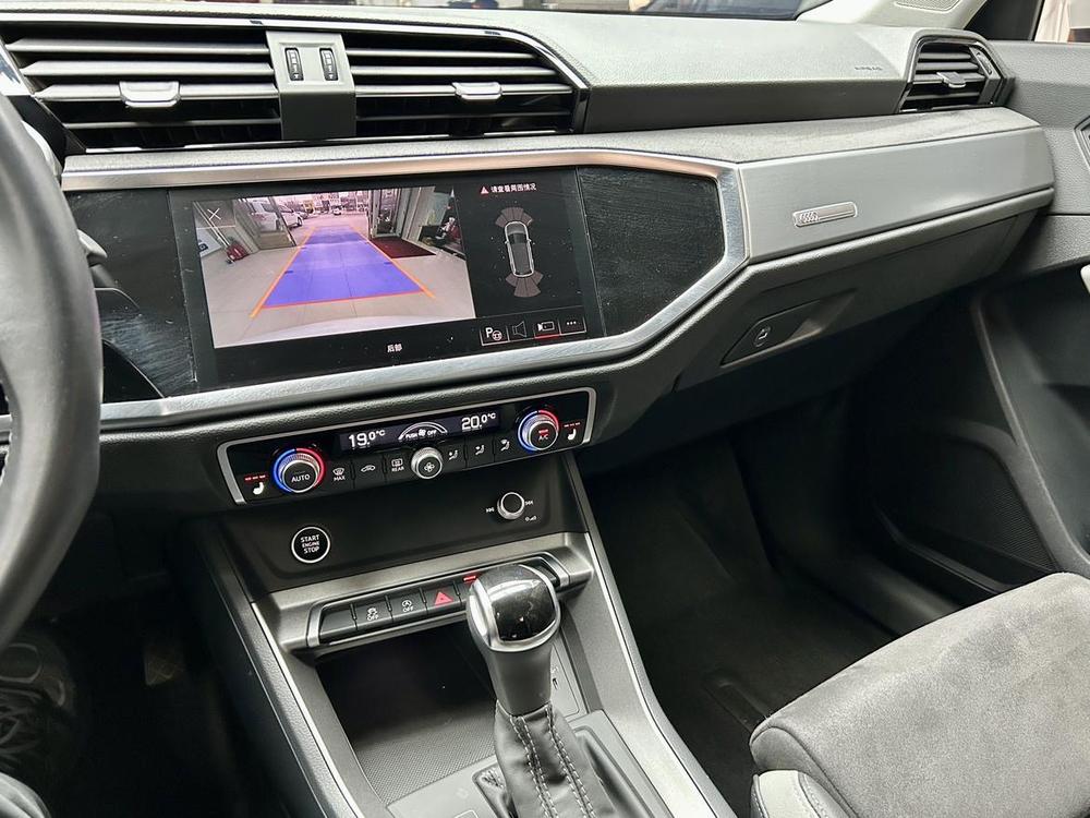 Audi Audi Q3