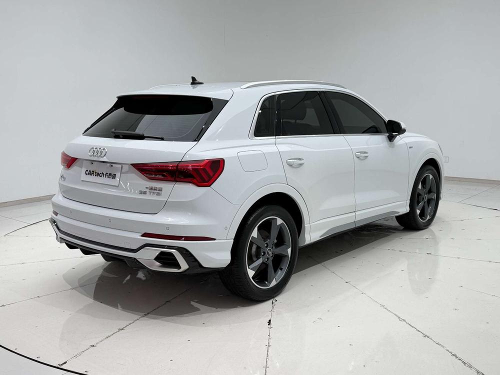 Audi Audi Q3