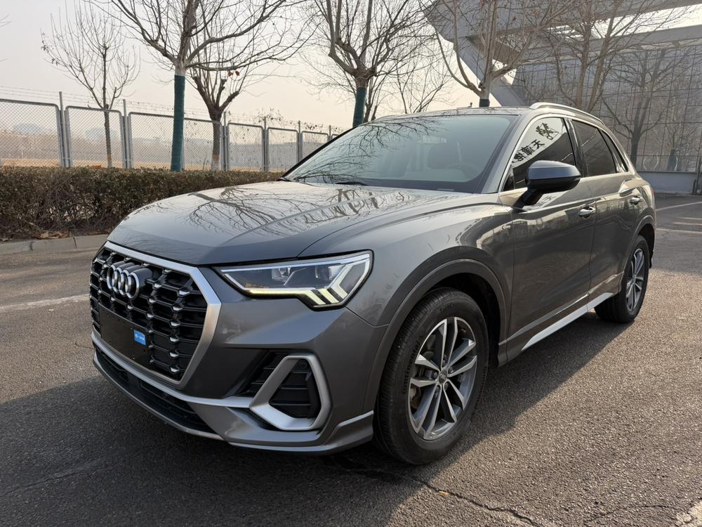 Audi Audi Q3