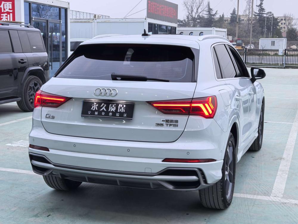 Audi Audi Q3