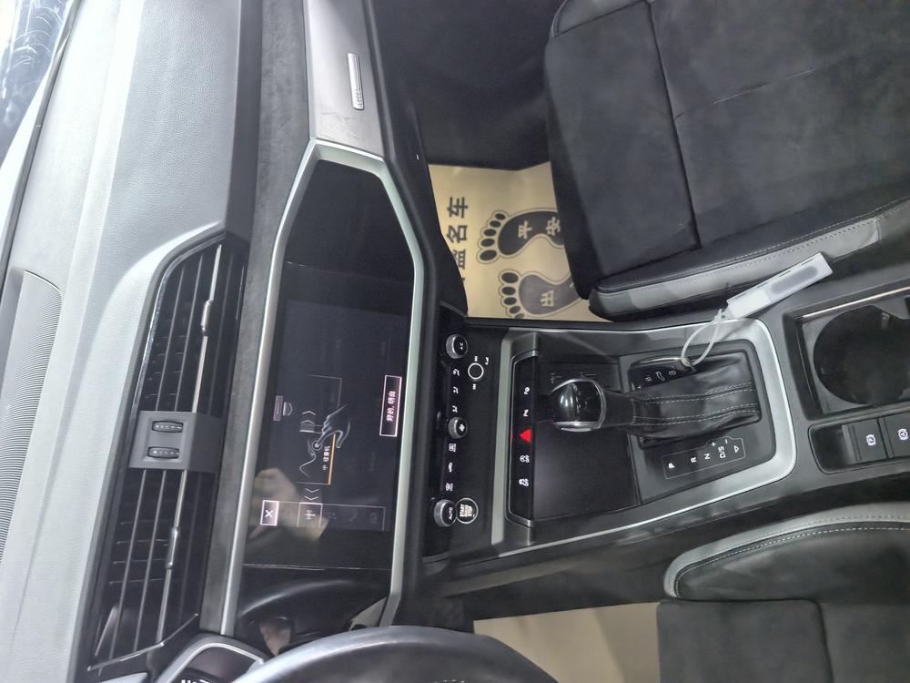 Audi Audi Q3