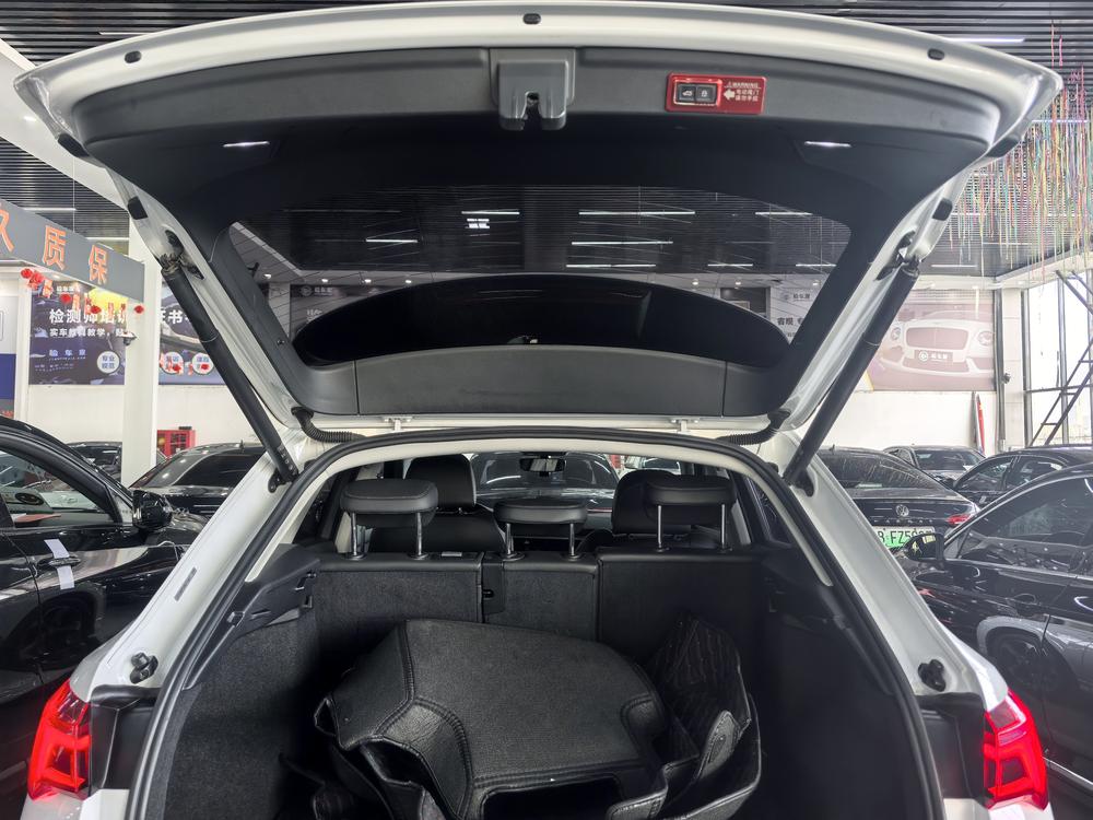 Audi Audi Q3