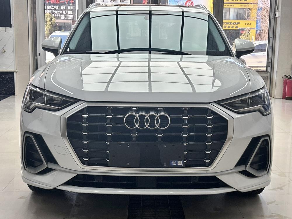 Audi Audi Q3