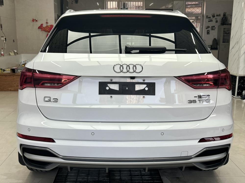 Audi Audi Q3