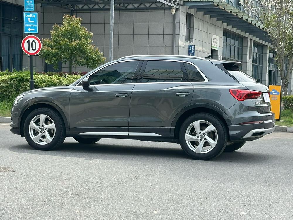 Audi Audi Q3