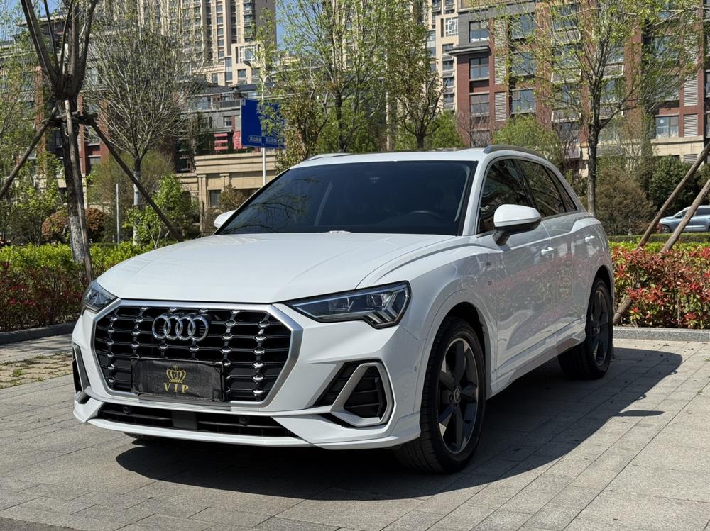 Audi Audi Q3