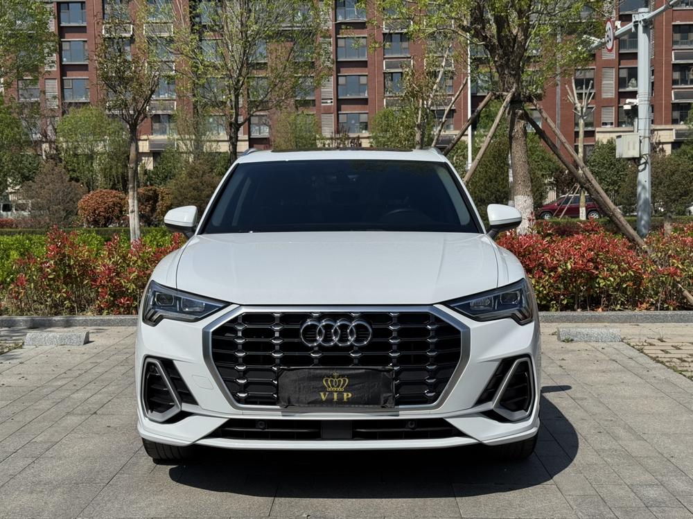 Audi Audi Q3