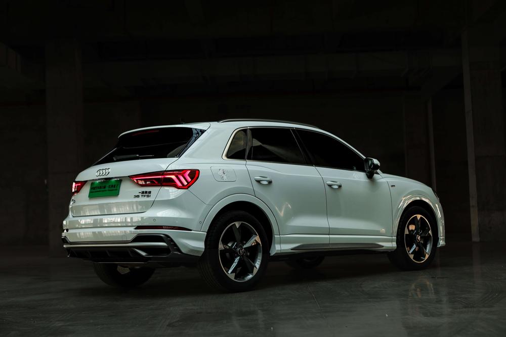 Audi Audi Q3