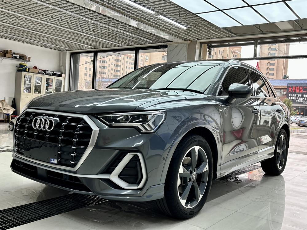 Audi Audi Q3
