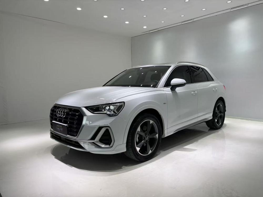 Audi Audi Q3