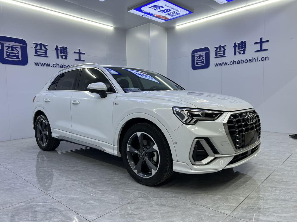 Audi Audi Q3