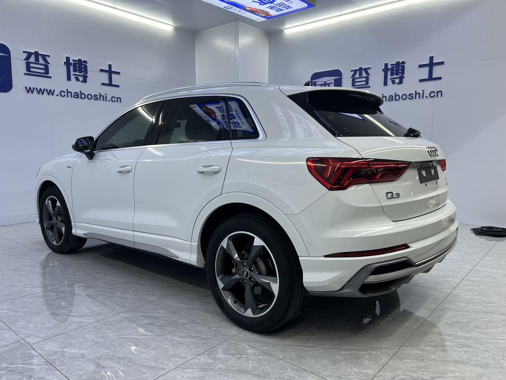 Audi Audi Q3