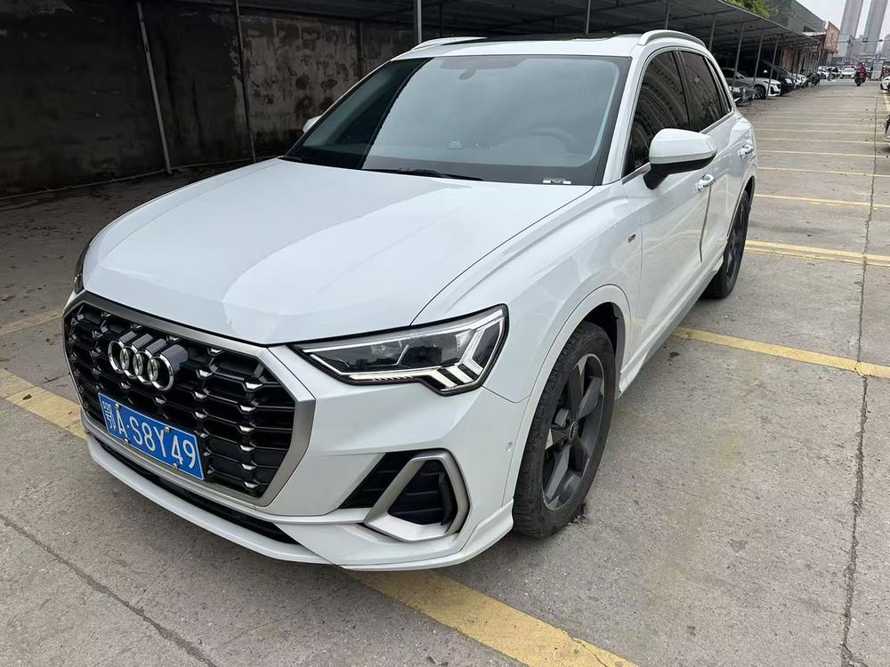 Audi Audi Q3