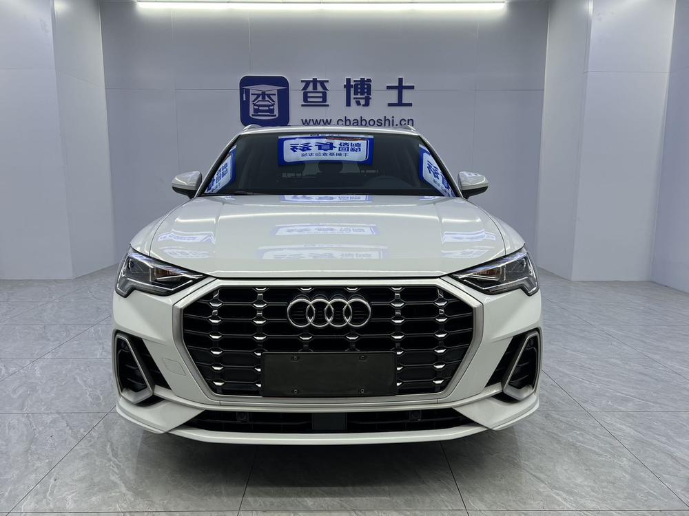 Audi Audi Q3