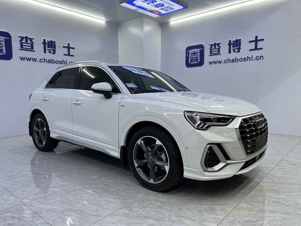 Audi Audi Q3