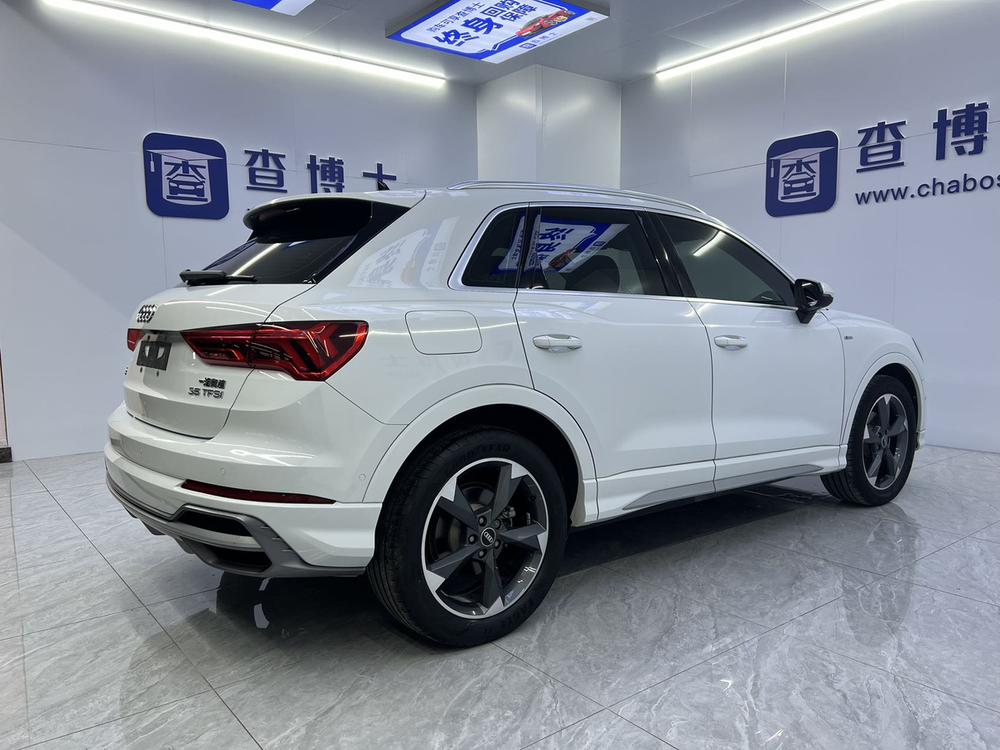 Audi Audi Q3