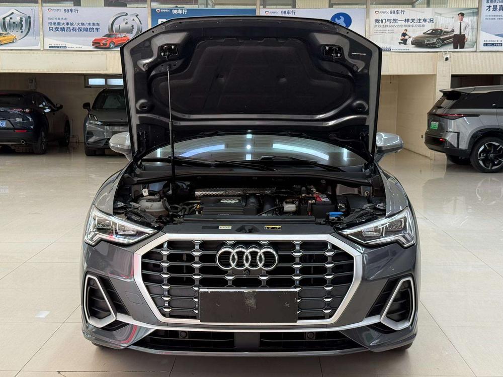 Audi Audi Q3
