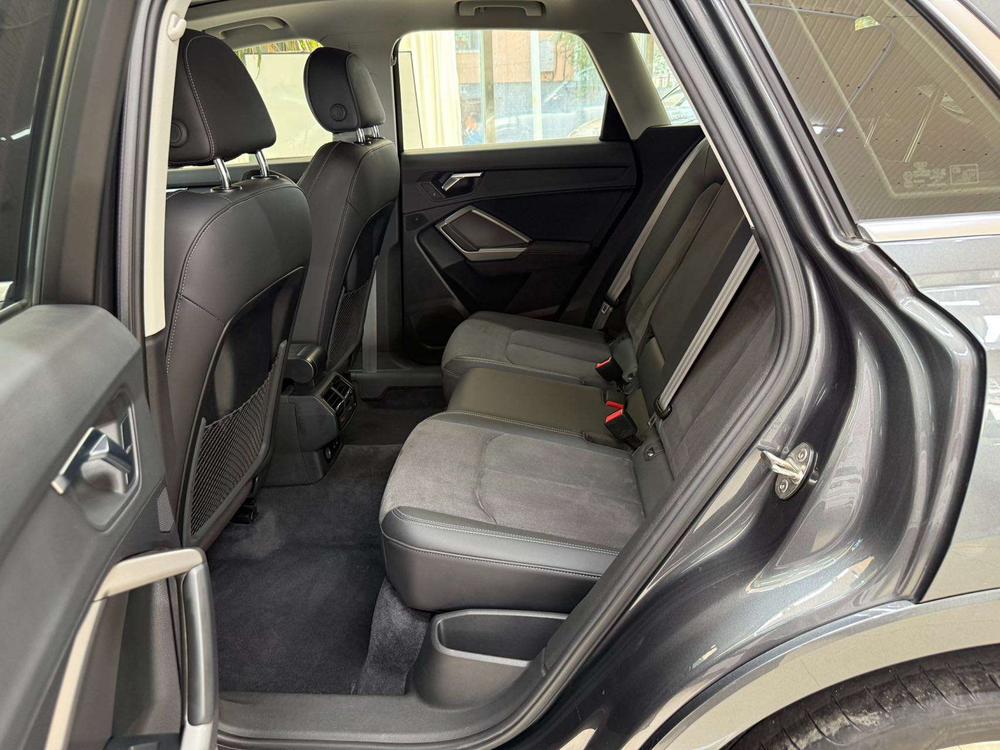 Audi Audi Q3