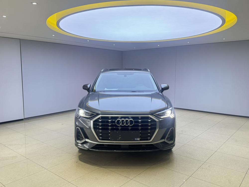 Audi Audi Q3