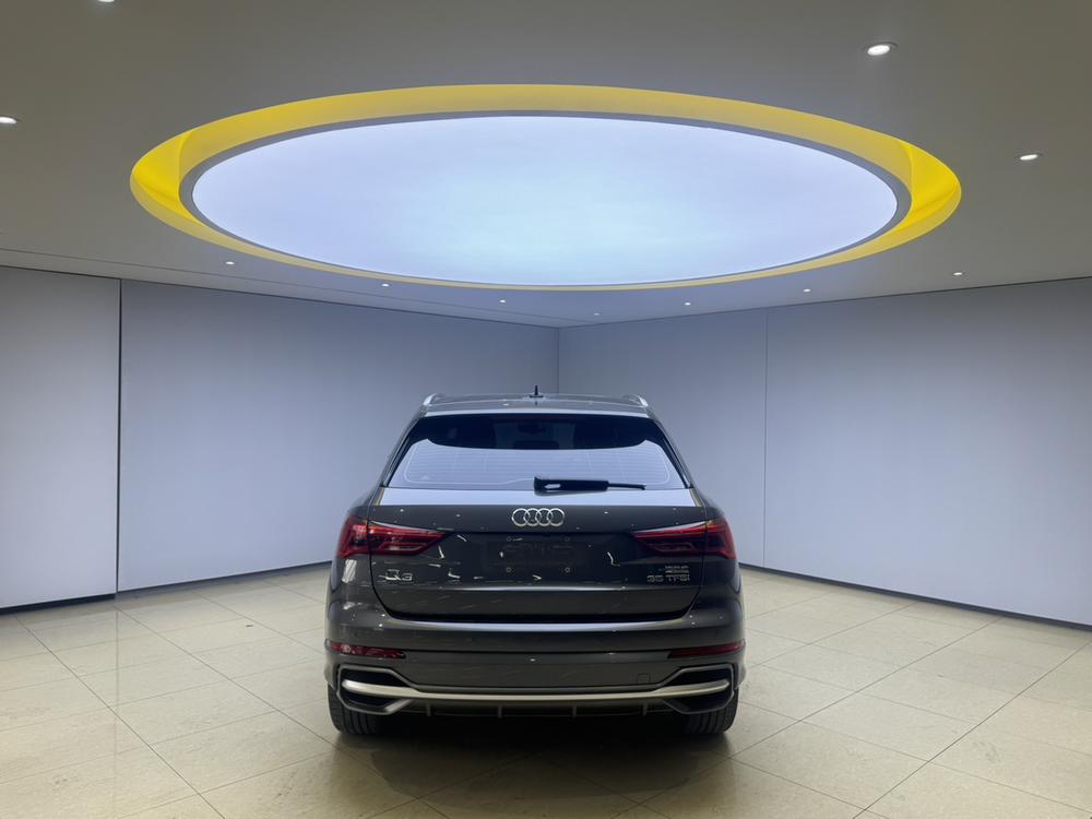 Audi Audi Q3