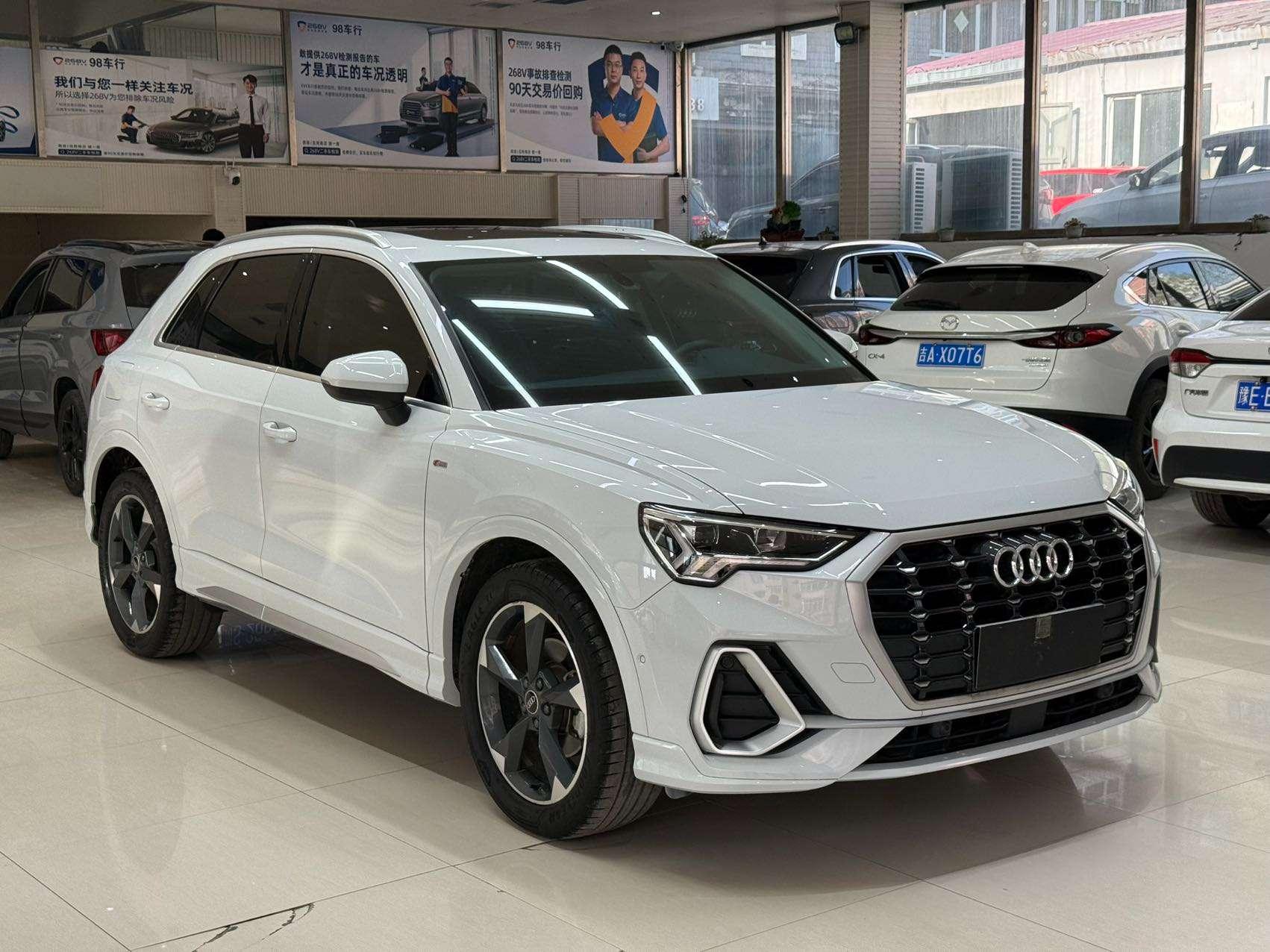 Audi Audi Q3