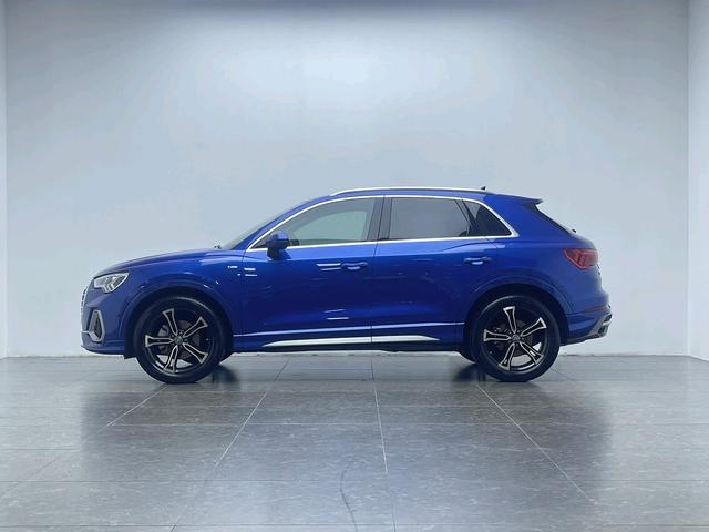 Audi Audi Q3