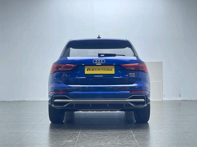 Audi Audi Q3