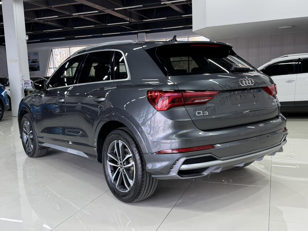Audi Audi Q3
