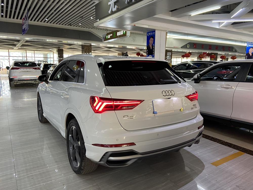 Audi Audi Q3