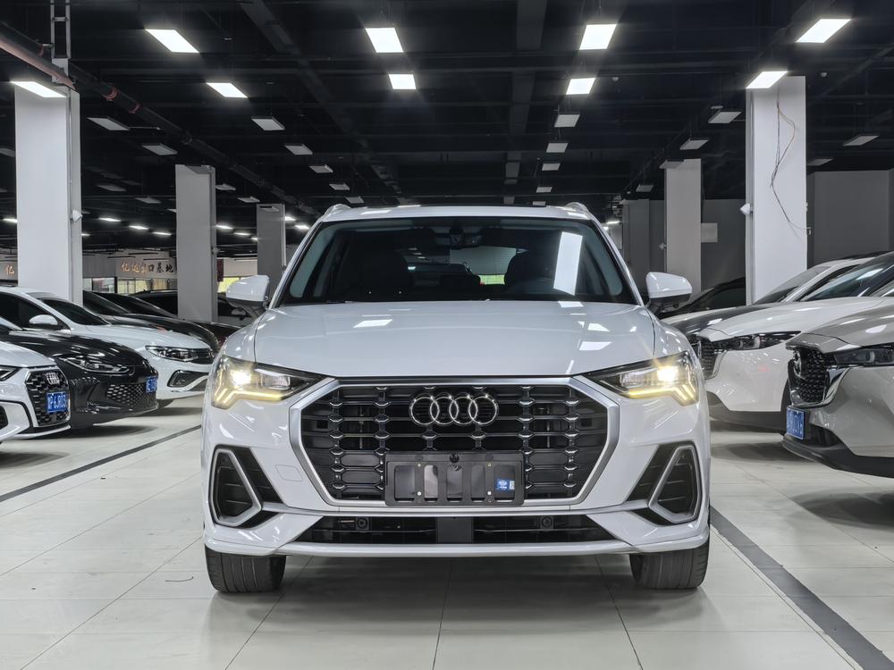 Audi Audi Q3