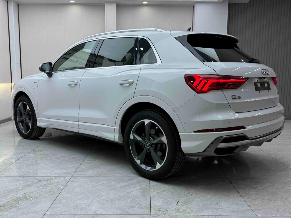 Audi Audi Q3