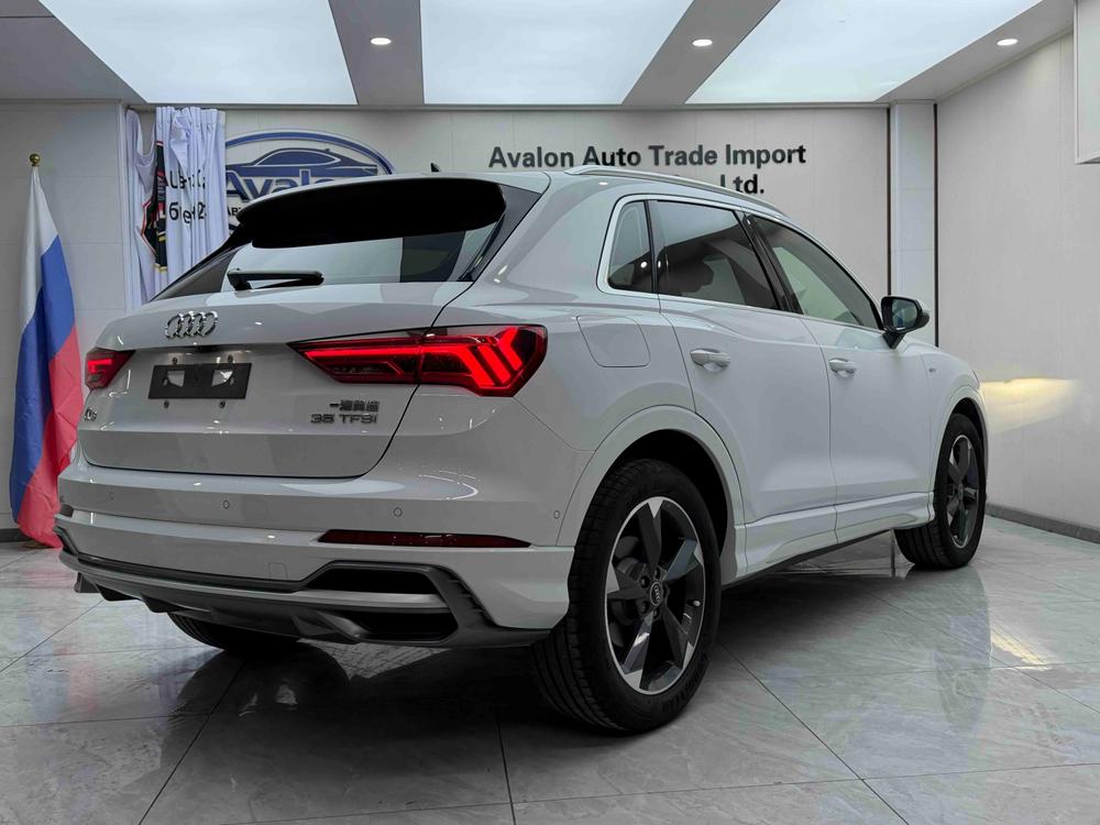 Audi Audi Q3
