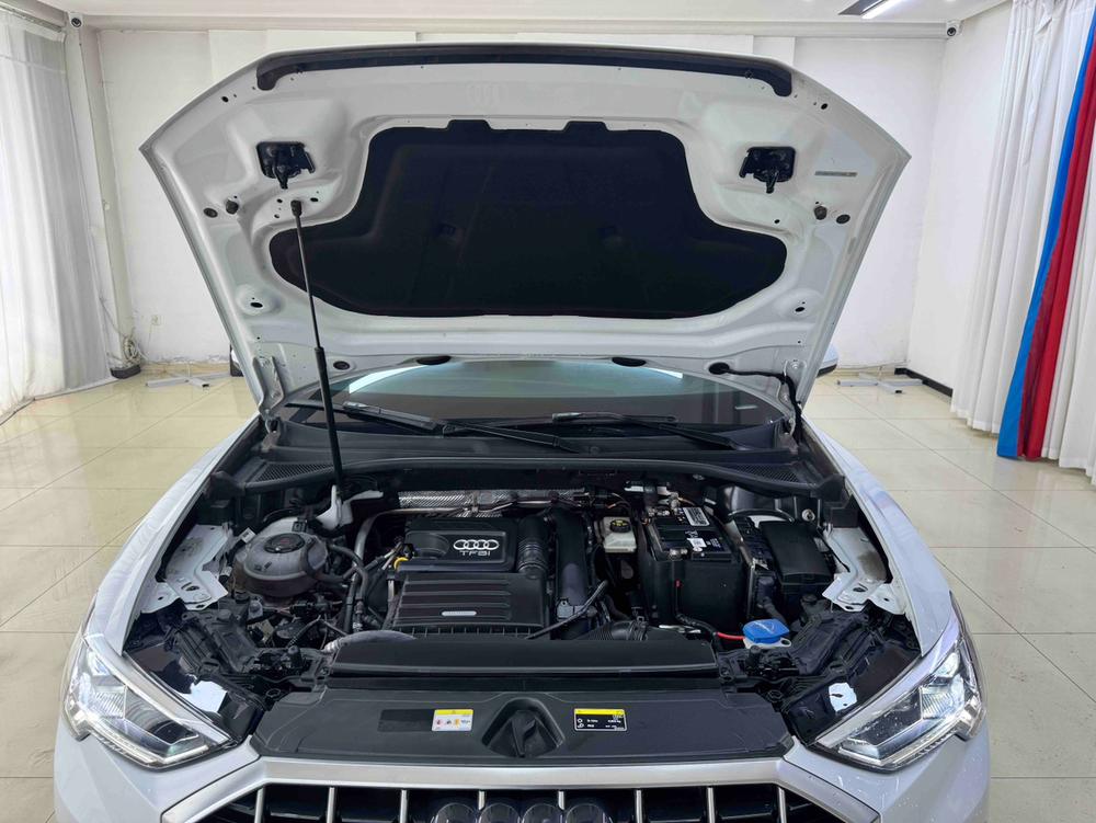 Audi Audi Q3