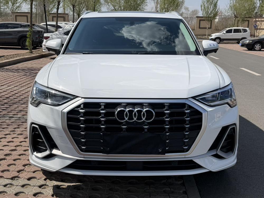 Audi Audi Q3