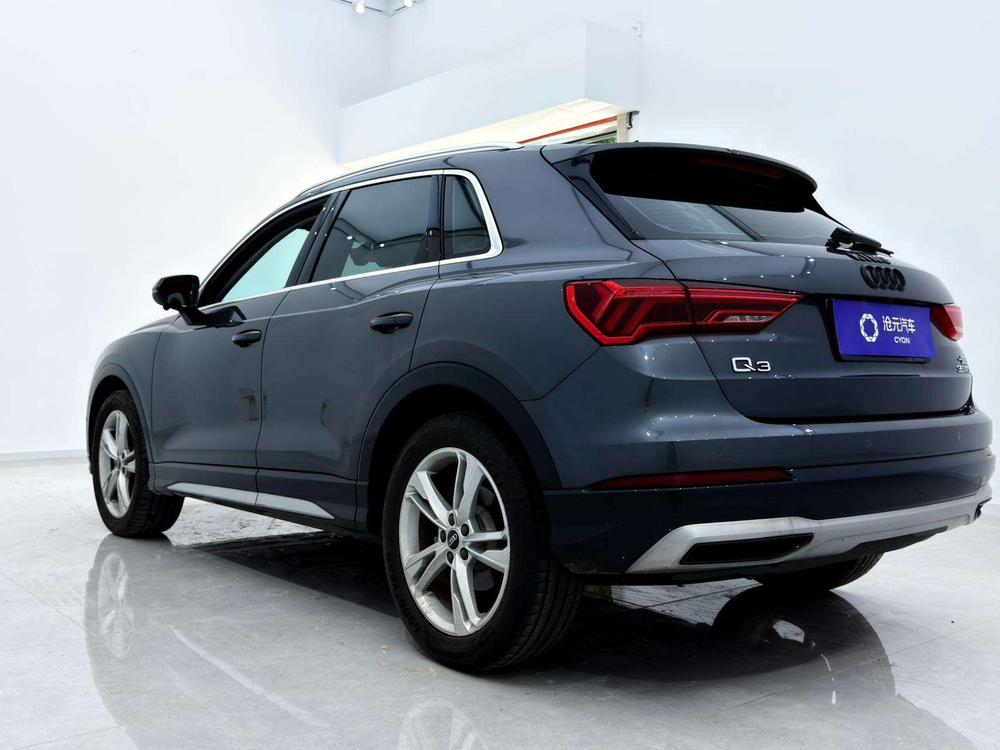 Audi Audi Q3