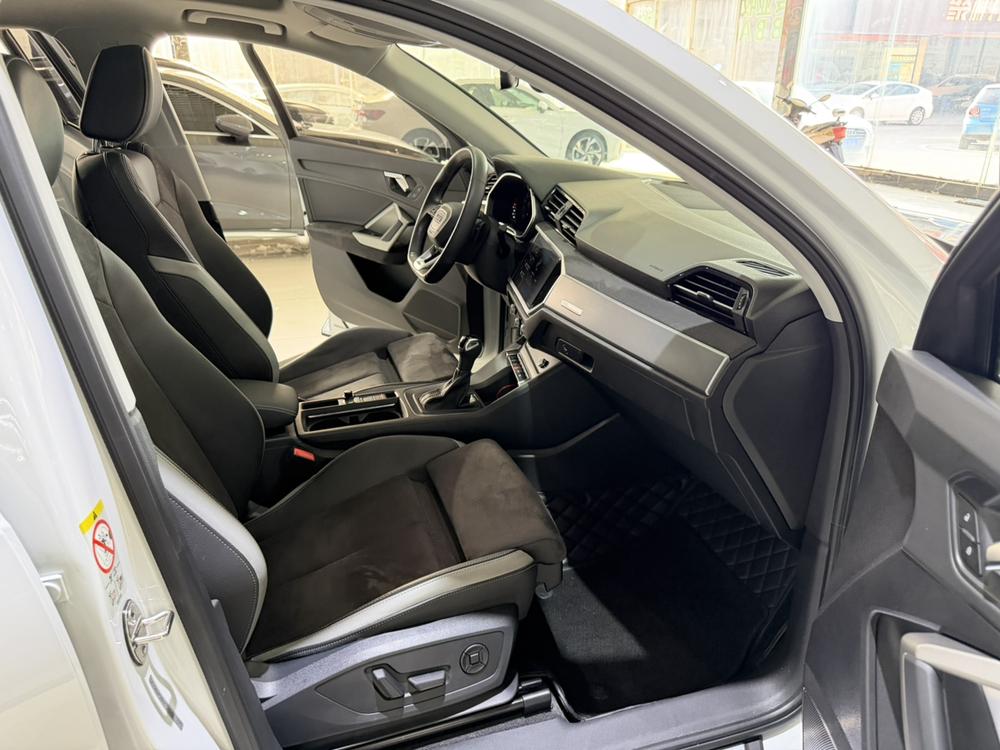 Audi Audi Q3