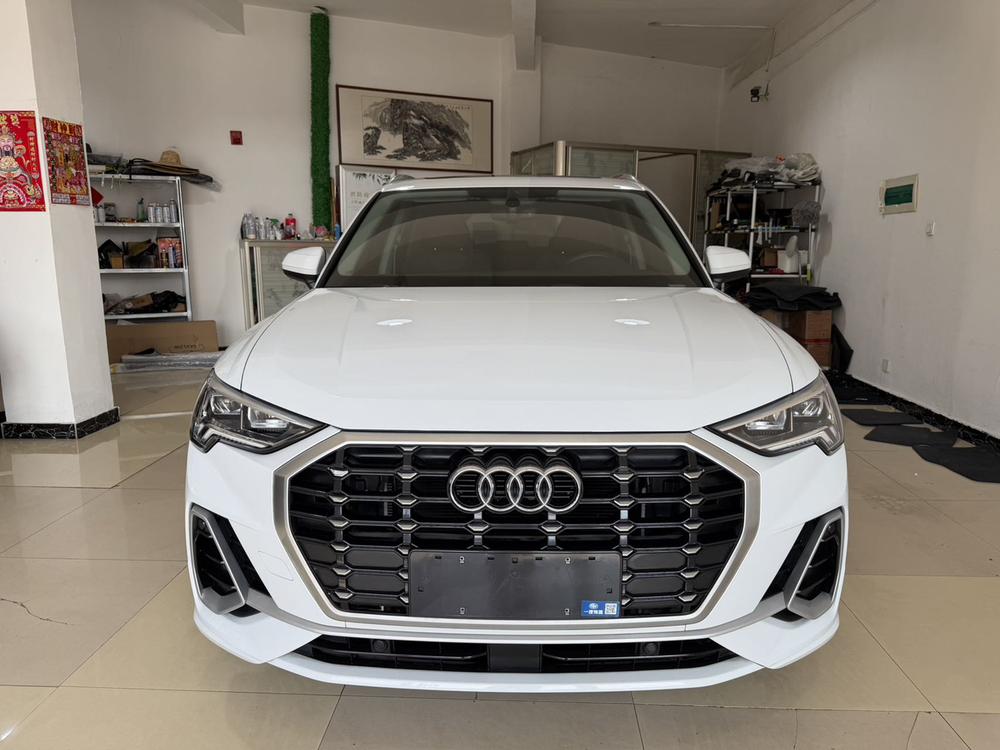 Audi Audi Q3