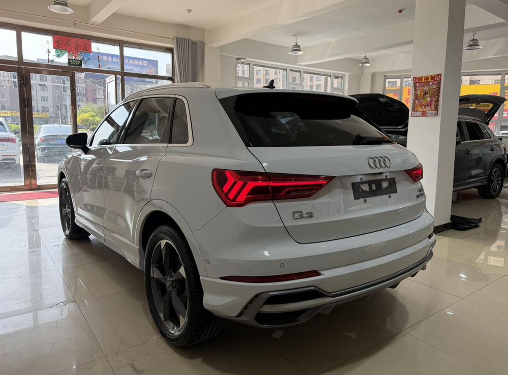 Audi Audi Q3