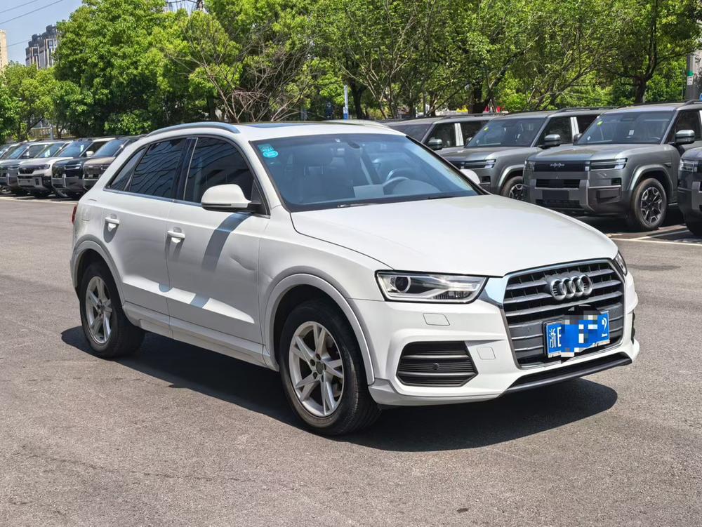 Audi Audi Q3