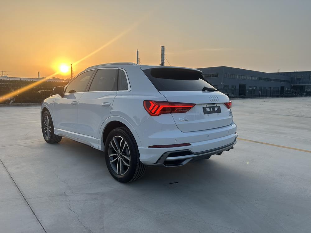 Audi Audi Q3