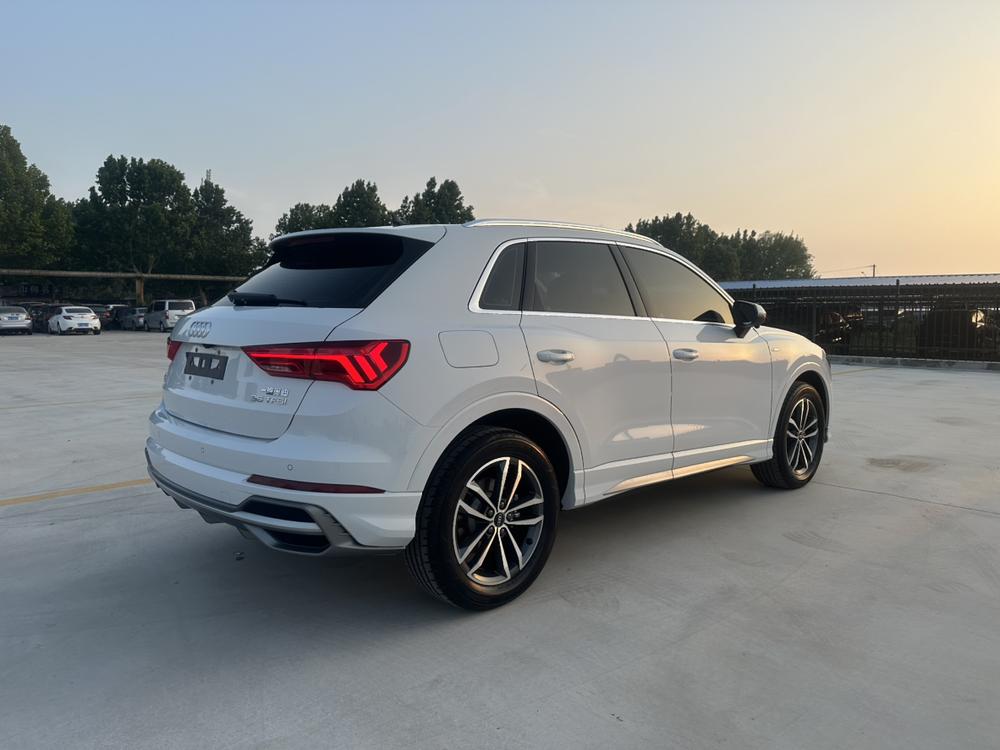 Audi Audi Q3