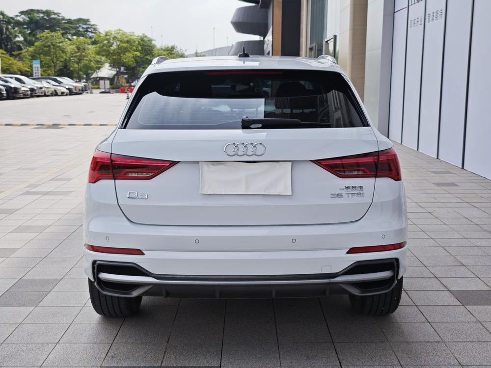 Audi Audi Q3