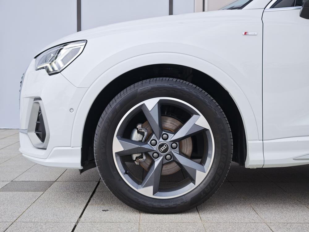 Audi Audi Q3