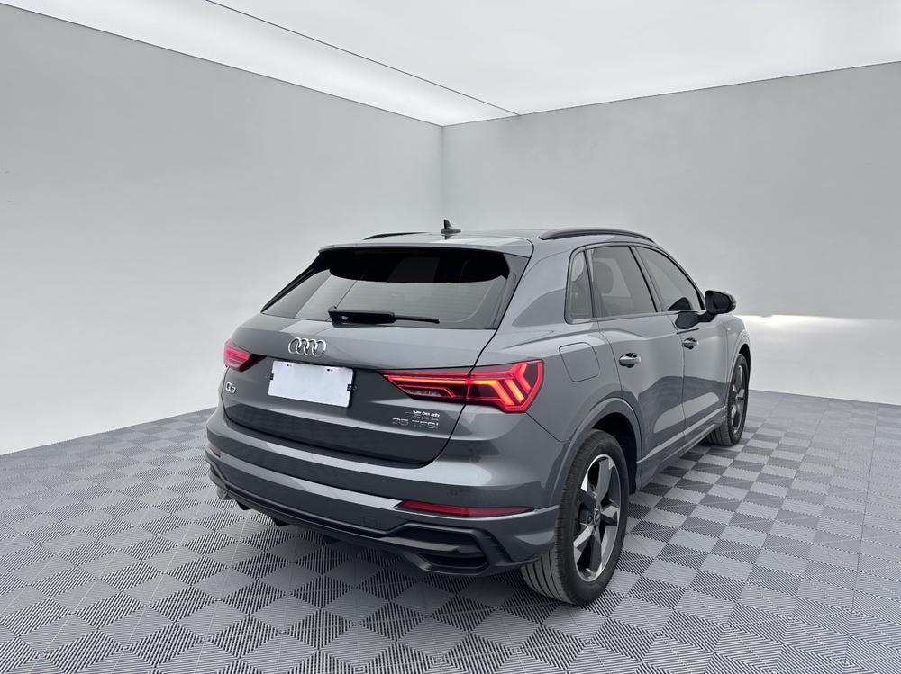Audi Audi Q3