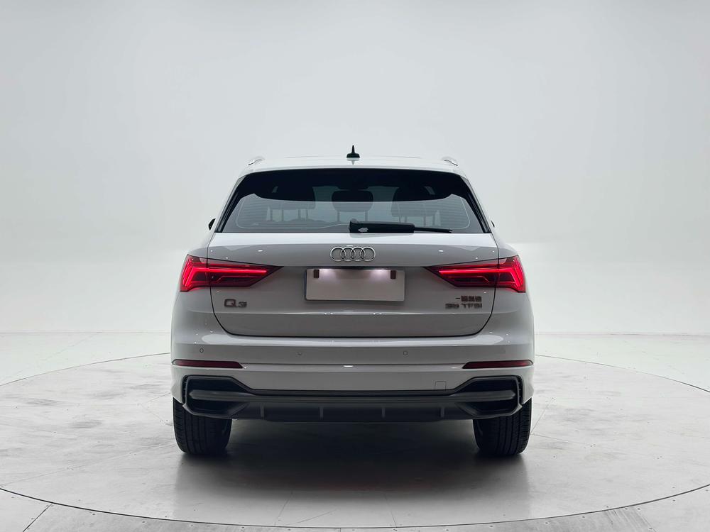 Audi Audi Q3