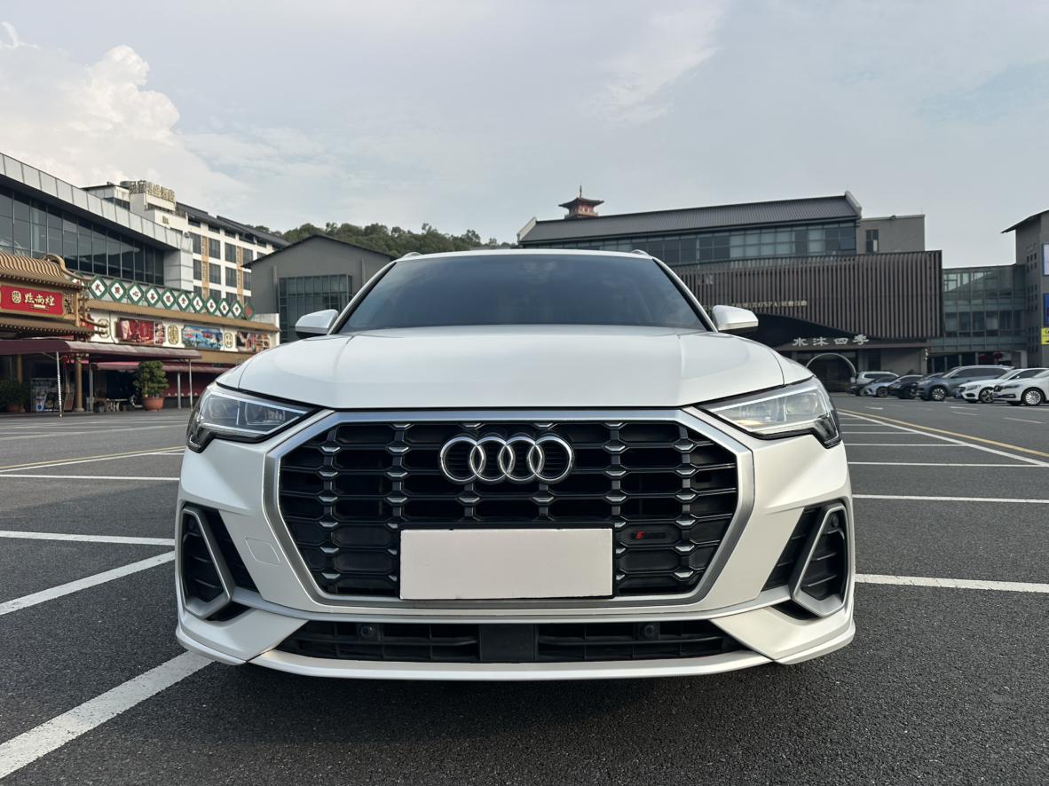 Audi Audi Q3