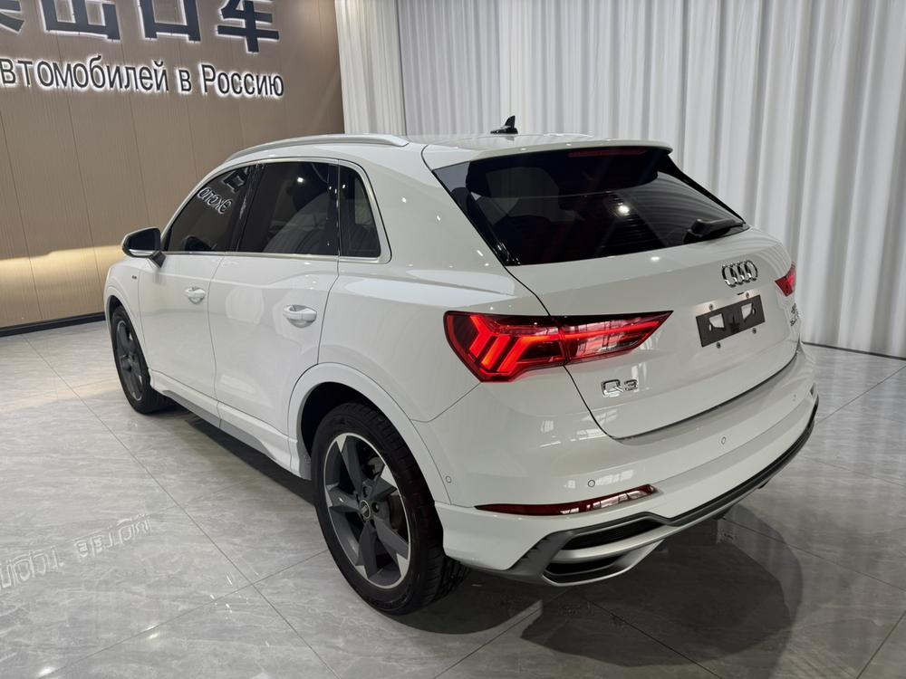 Audi Audi Q3