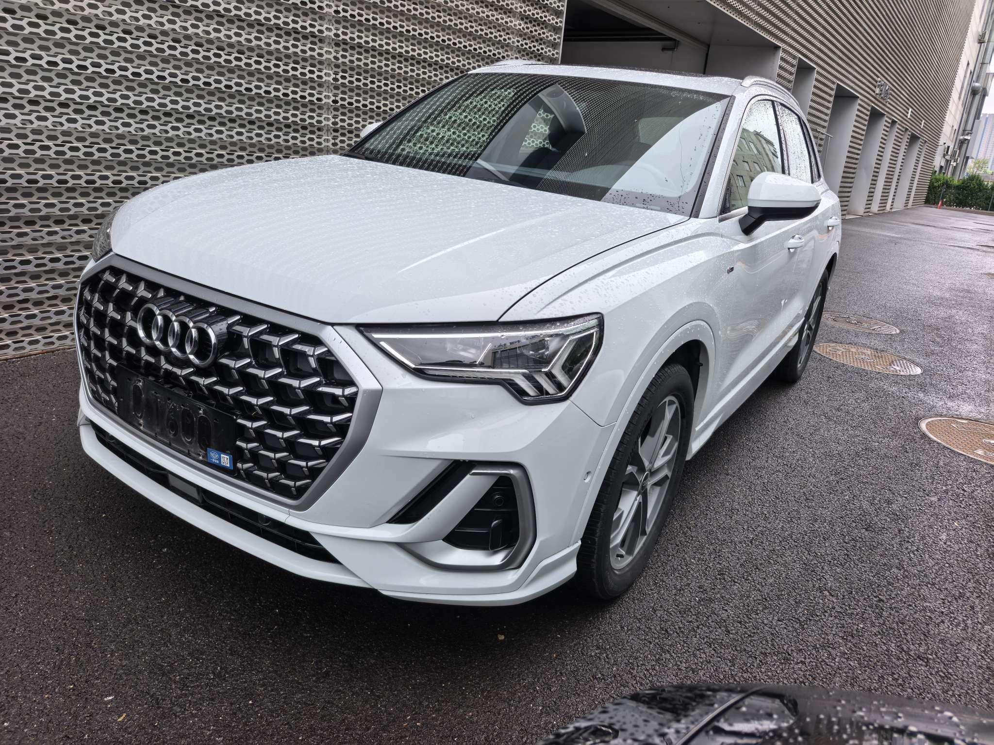 Audi Audi Q3